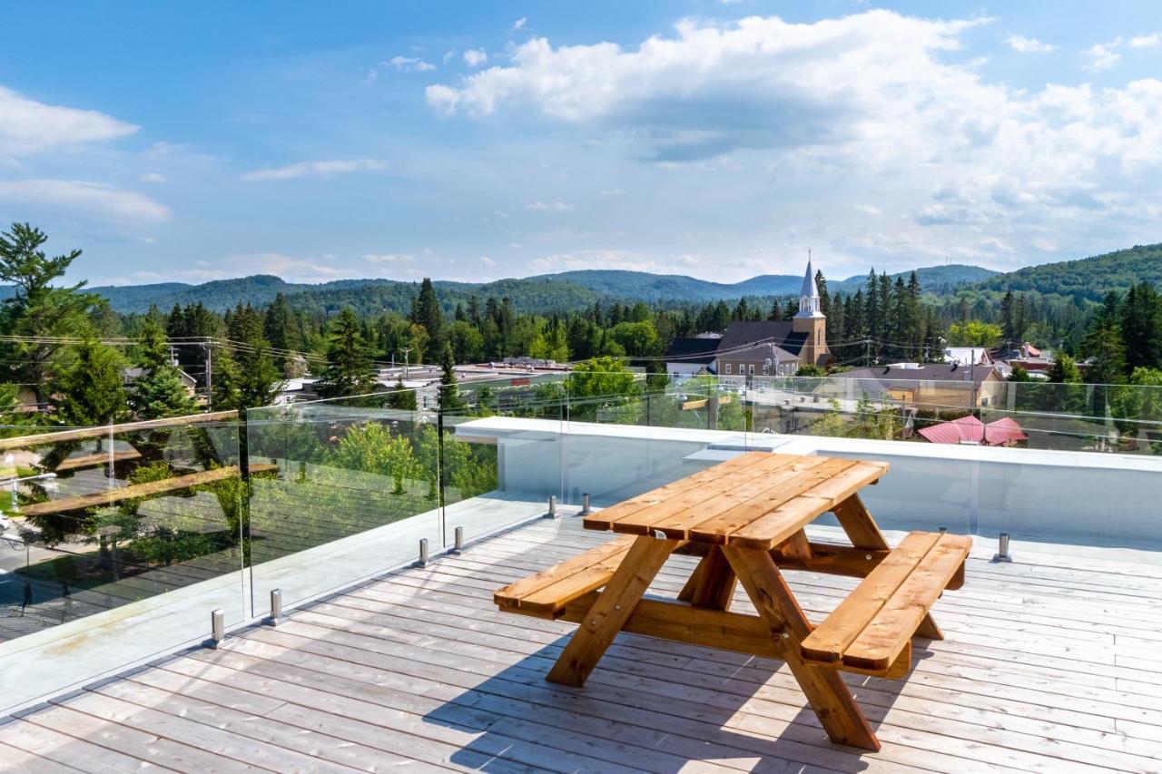 Hotel-Appartements De La Gare Val-David Buitenkant foto