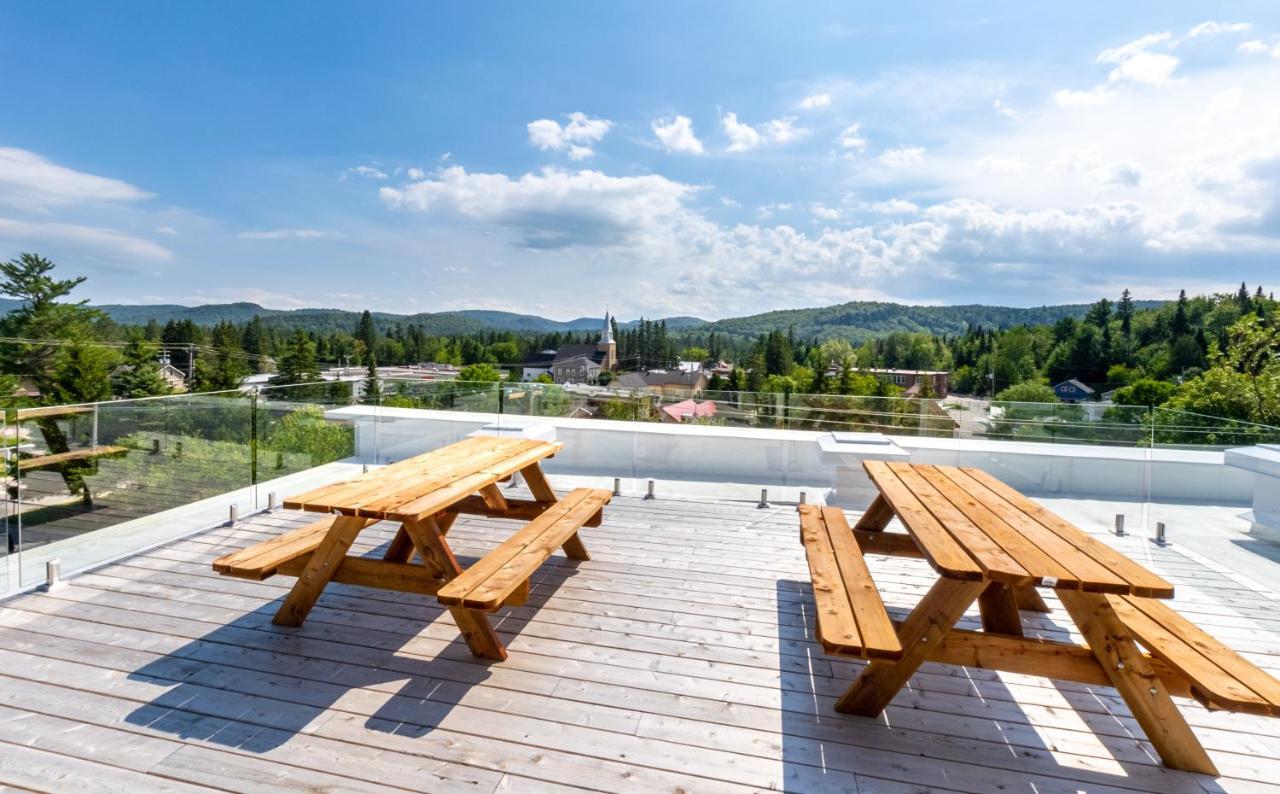 Hotel-Appartements De La Gare Val-David Buitenkant foto